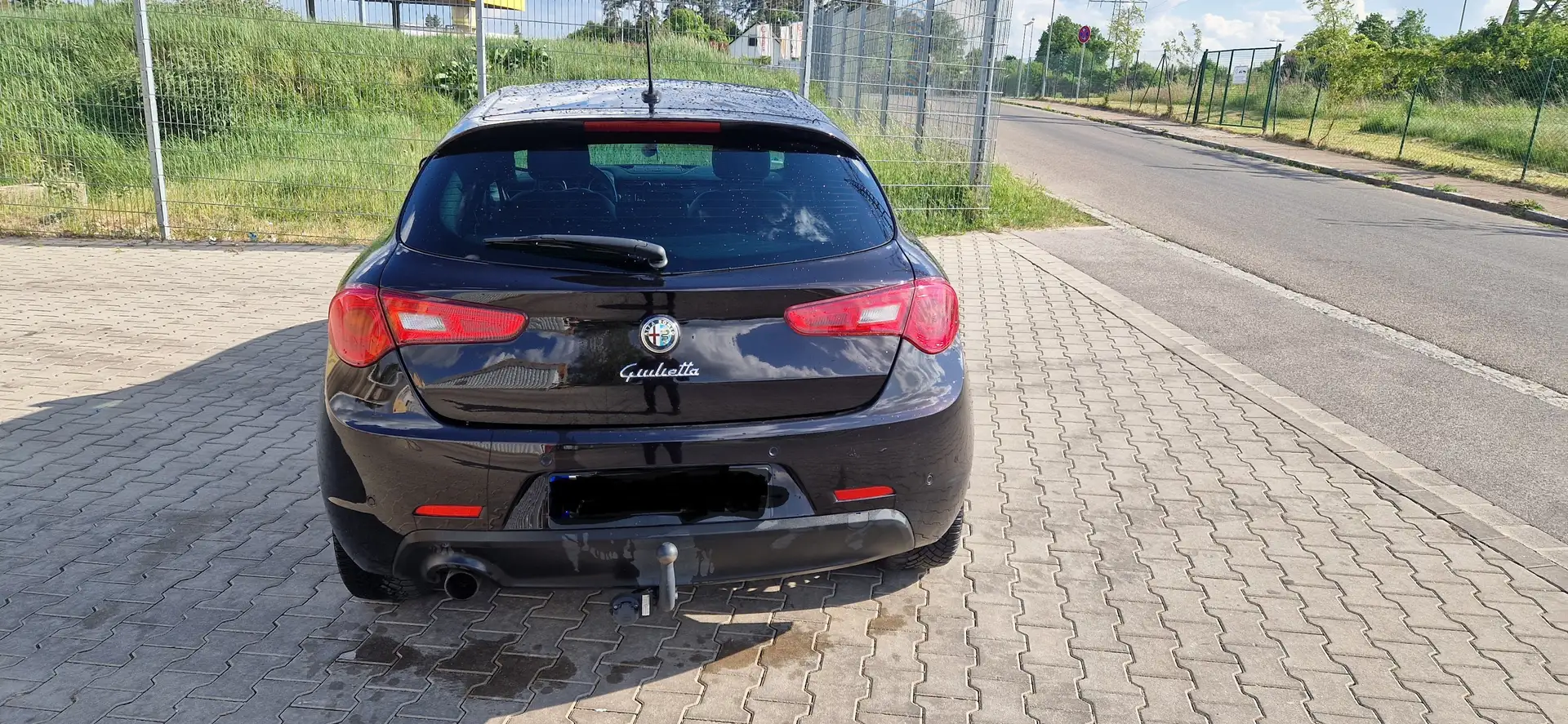 Alfa Romeo Giulietta Giulietta 1.6 JTDM 16V Impression Schwarz - 1