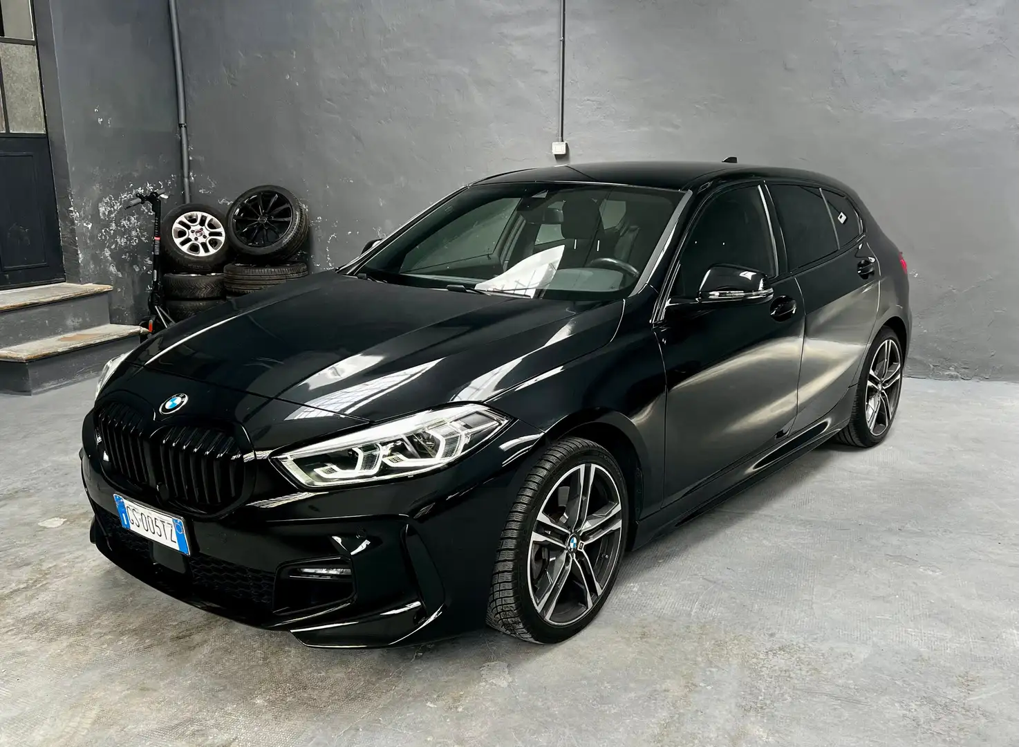 BMW 120 120d xdrive Msport auto Noir - 1