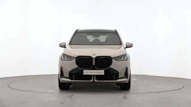 BMW X3 30e xDrive M-Sport Ansicht 3