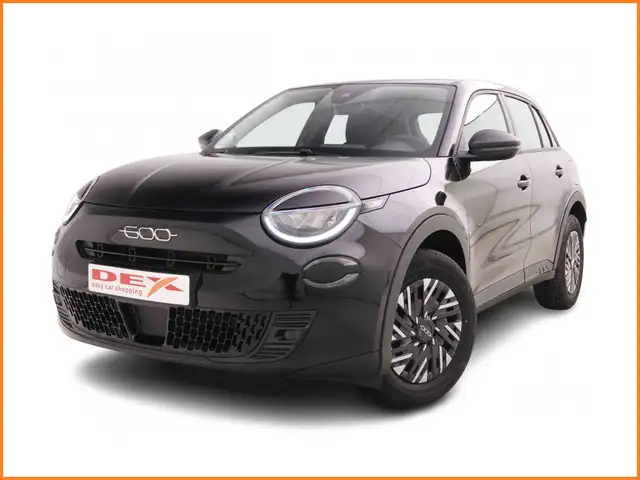 Fiat 600 1.2T Hybrid DCT Pop + Winter Pack + LED + Car Play