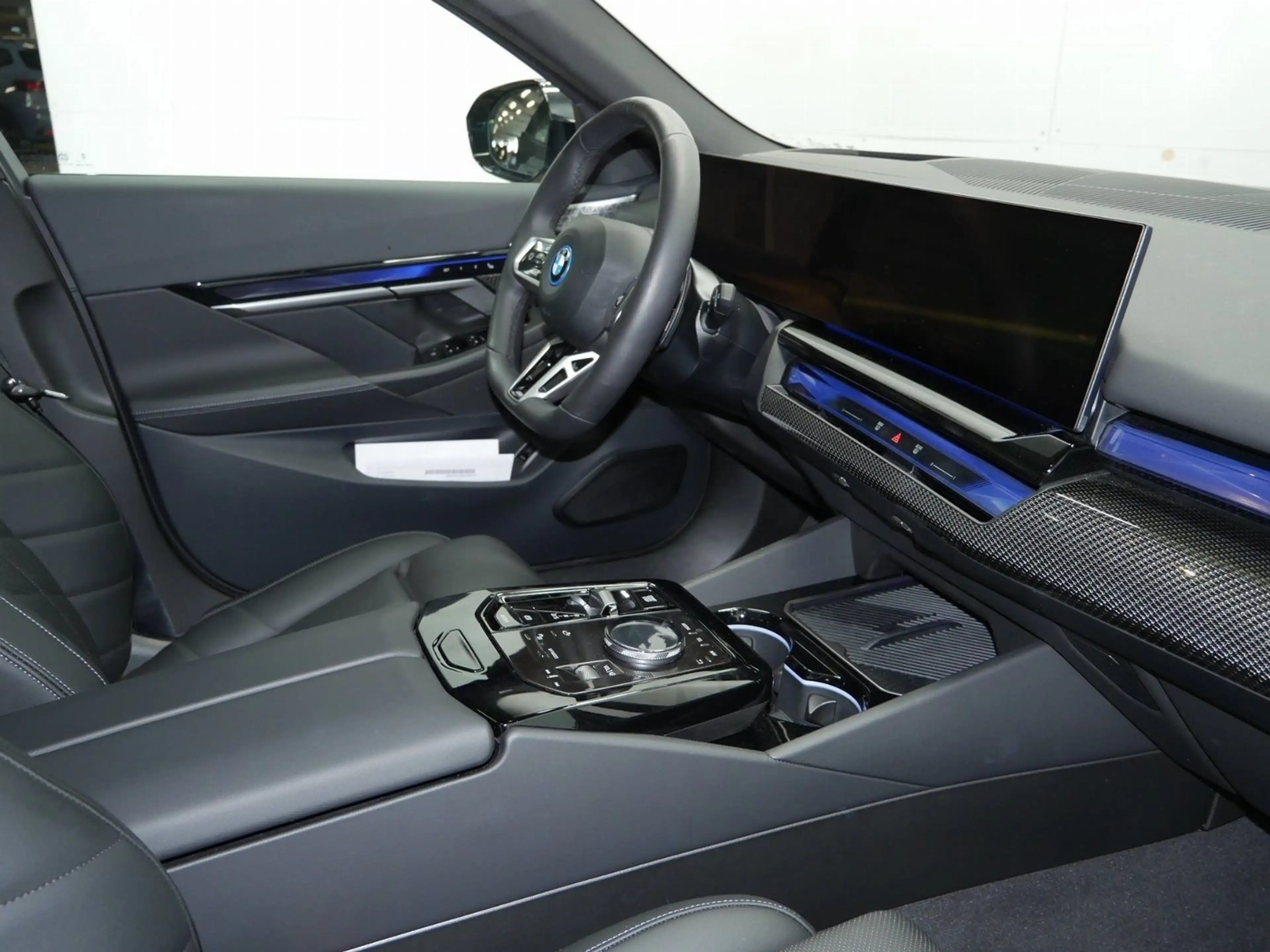BMW 550 e xDrive Touring+M SPORTPAKET+20"ALU+PANORAMA+BAB — photo 7
