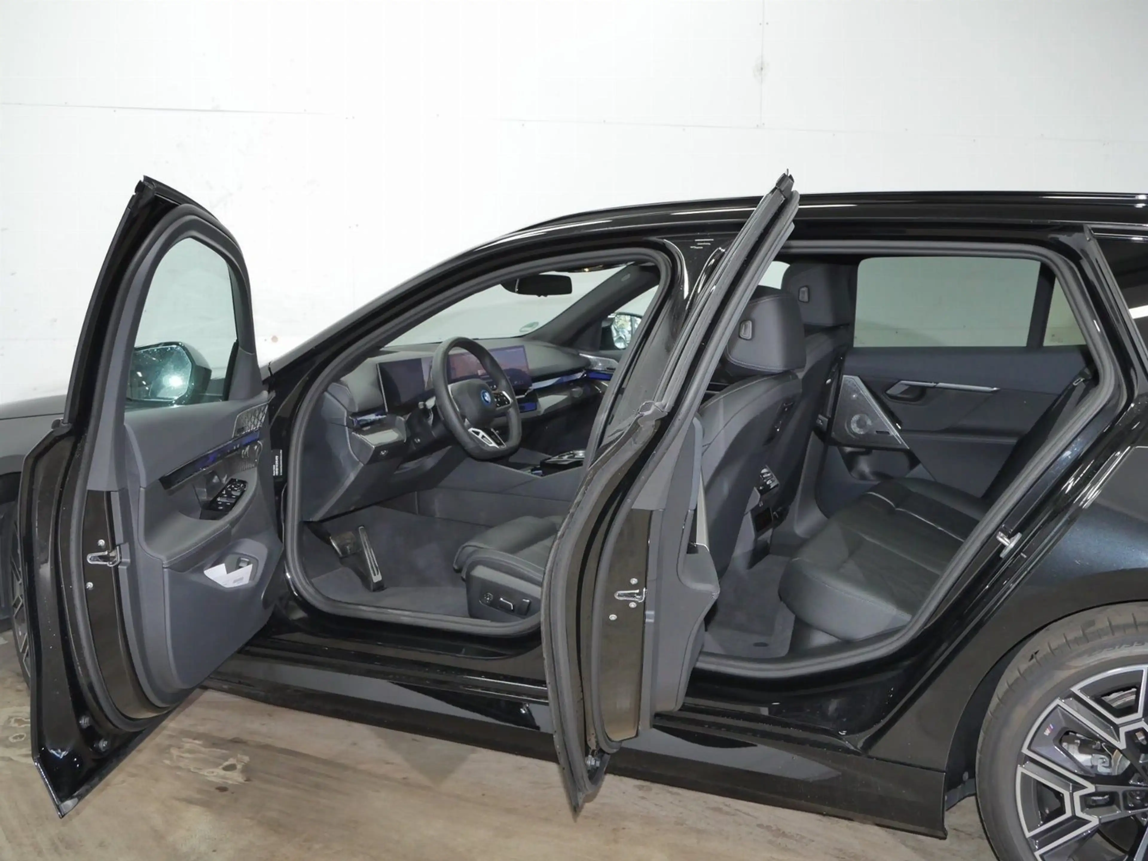 BMW 550 e xDrive Touring+M SPORTPAKET+20"ALU+PANORAMA+BAB — photo 11