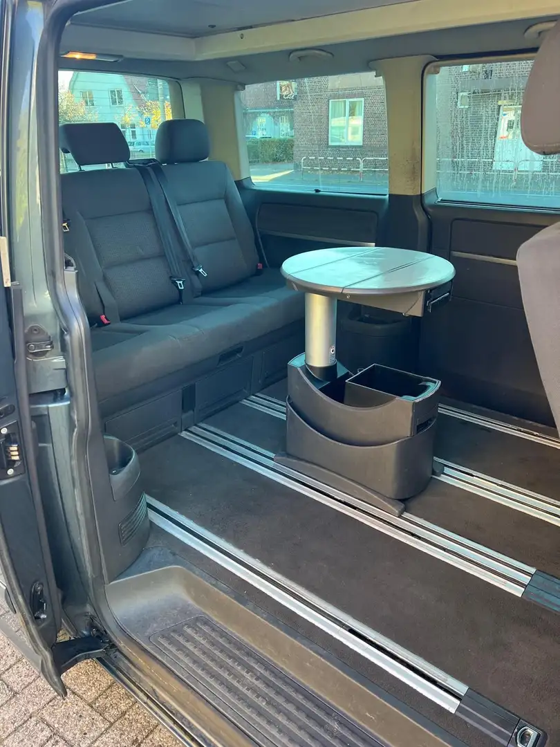 Volkswagen T5 Multivan California Highline DK Reimport Grün - 2