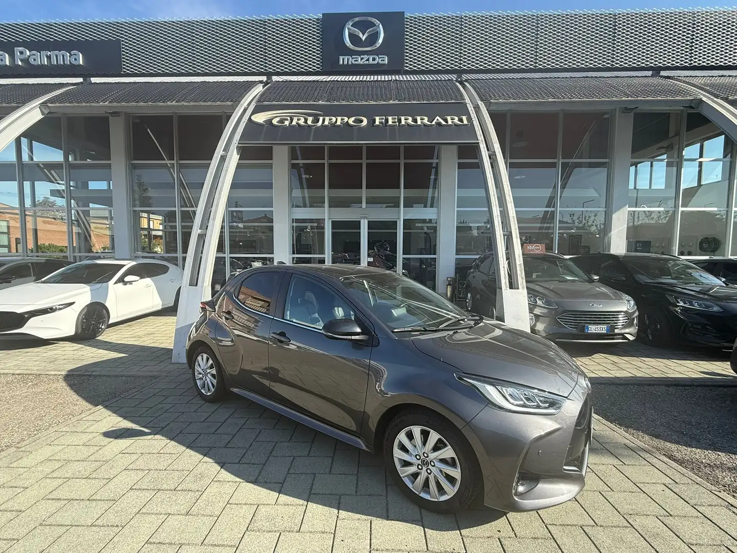 Mazda 2 1.5 vvt full hybrid Pure Plus Pack e-cvt Gris - 1