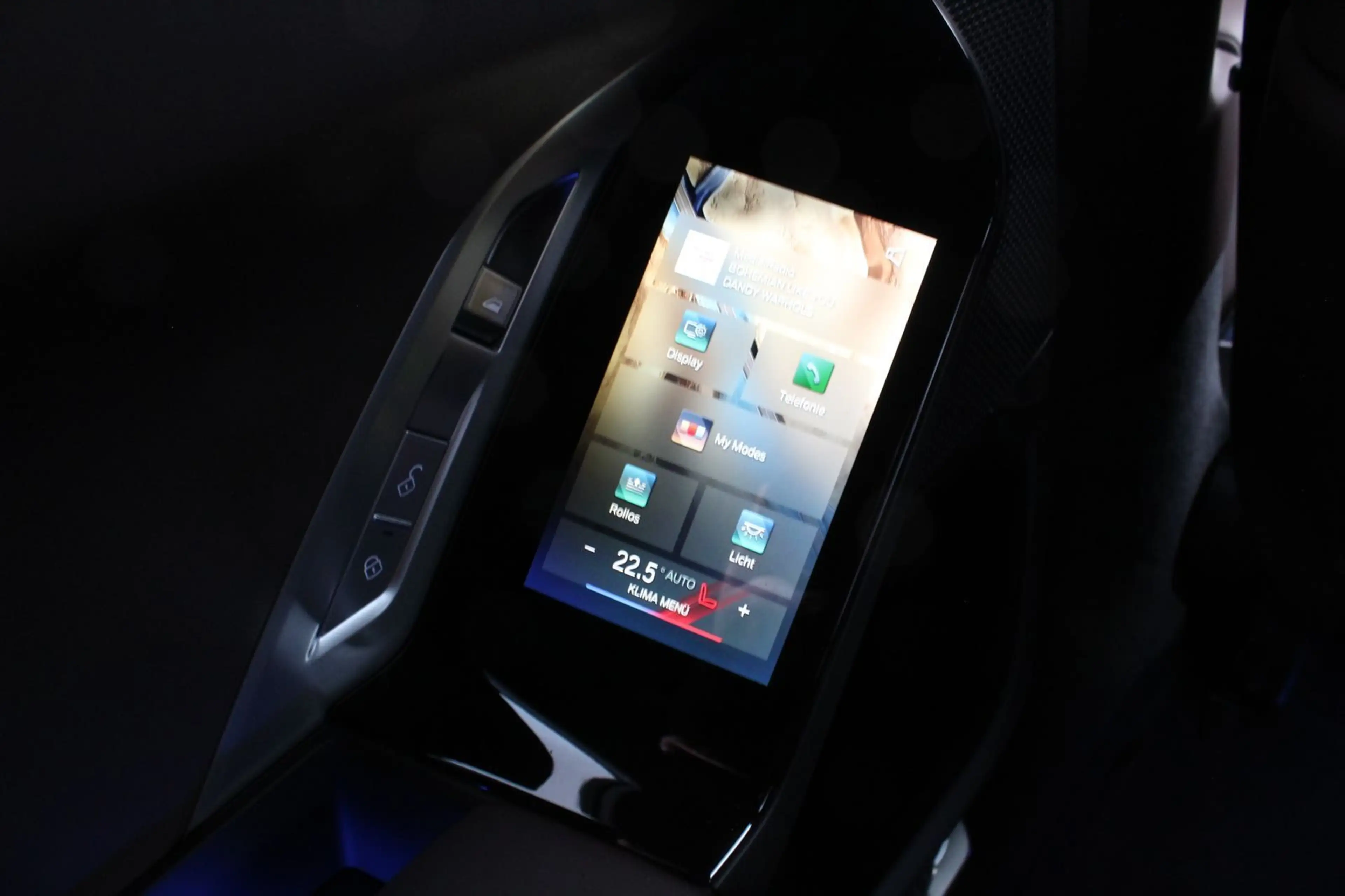 BMW 740 M Sport Pano+CarPlay+Iconic Glow+B&W Sound — photo 13