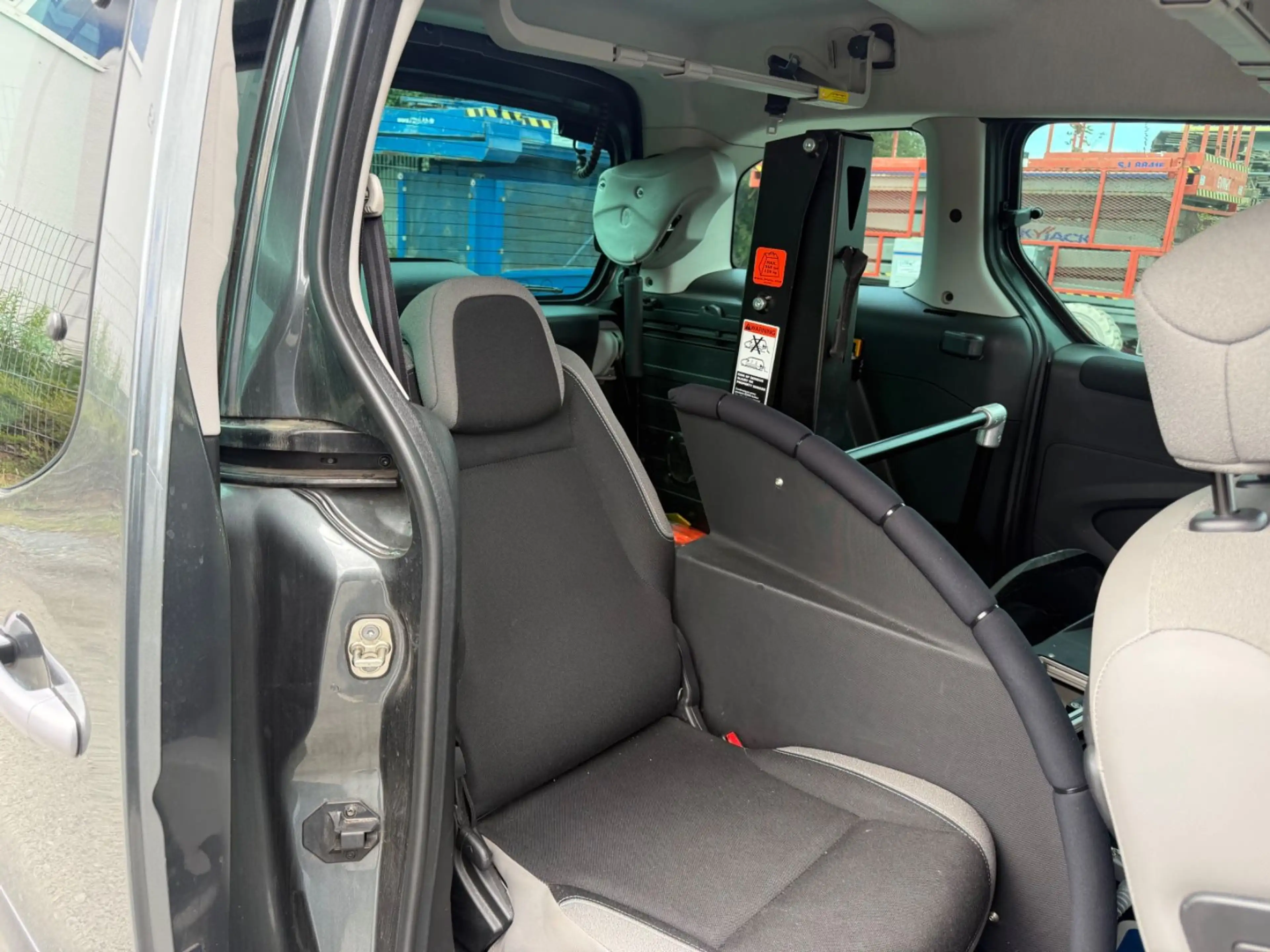 Citroen Berlingo Kombi Selection Behindeberecht — photo 9