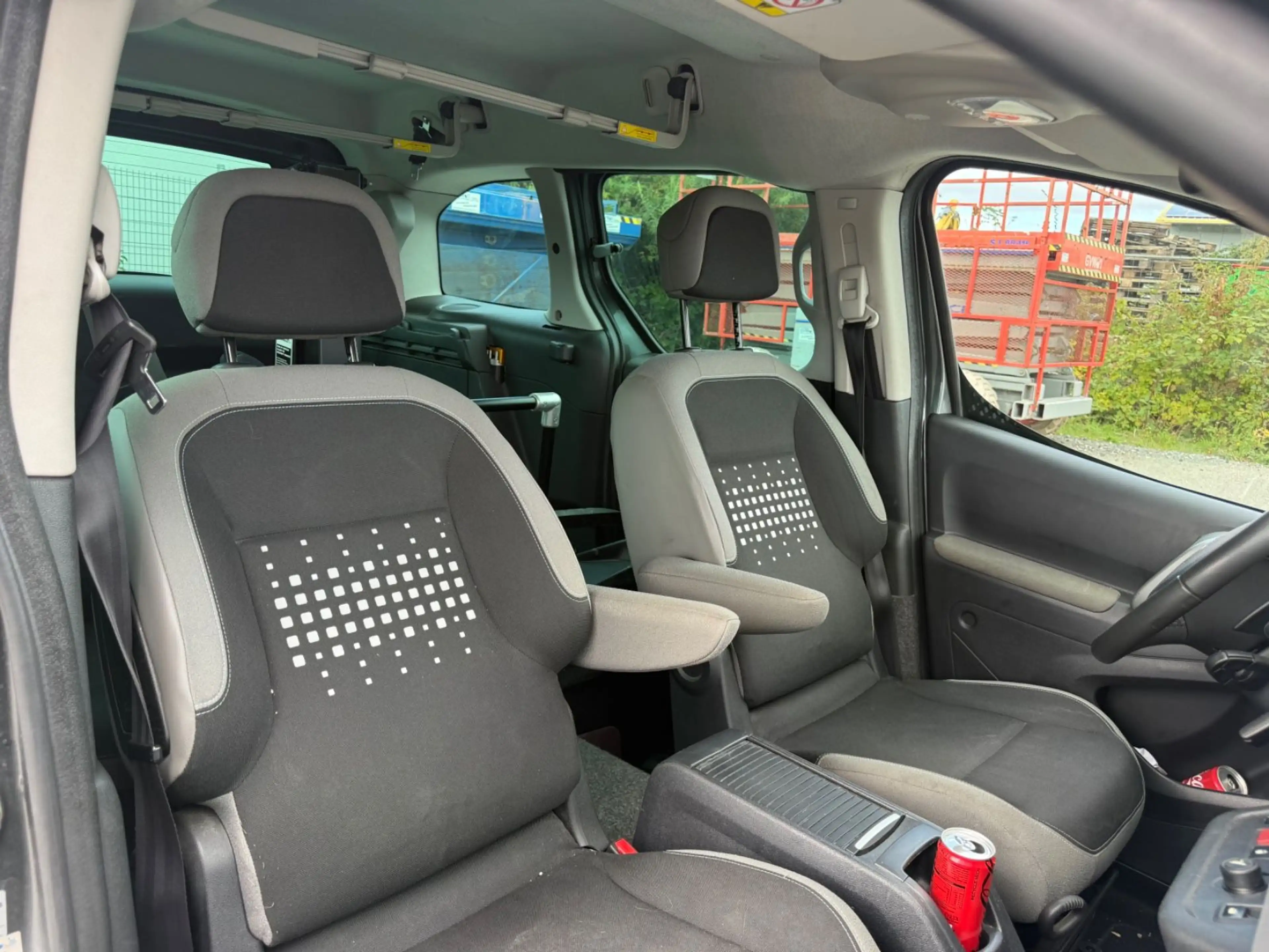 Citroen Berlingo Kombi Selection Behindeberecht — photo 10