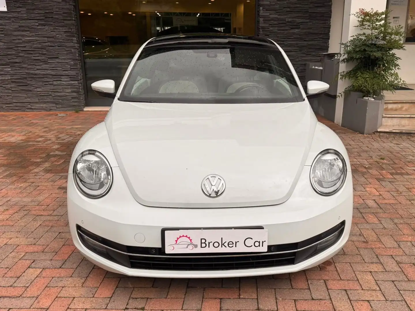 Volkswagen Maggiolino Maggiolino 1.6 tdi Design 105cv Blanc - 2