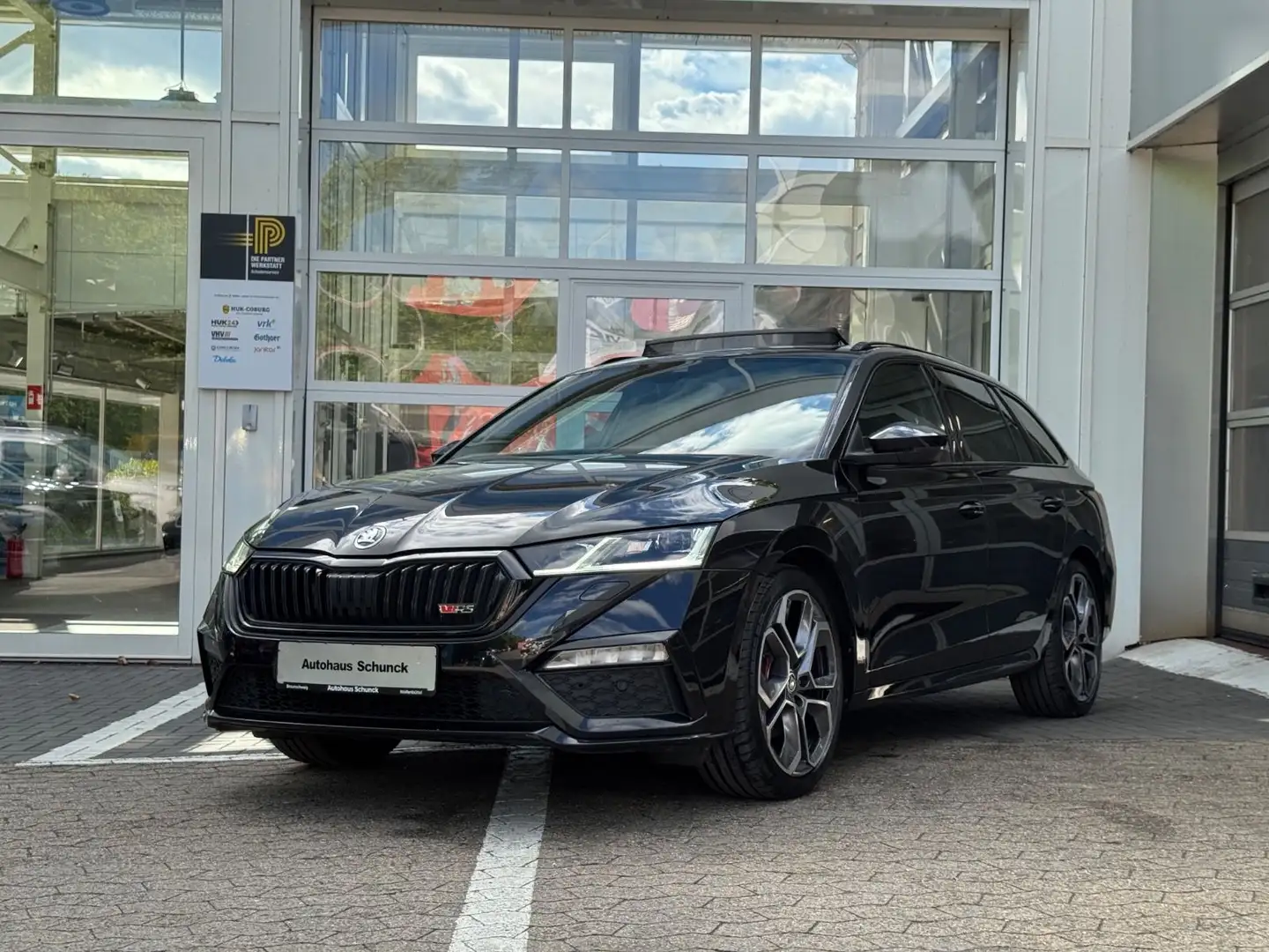 Skoda Octavia RS 2.0TDI DSG/VIRTUAL/HUD/CANTON/AHK/CAM Schwarz - 1