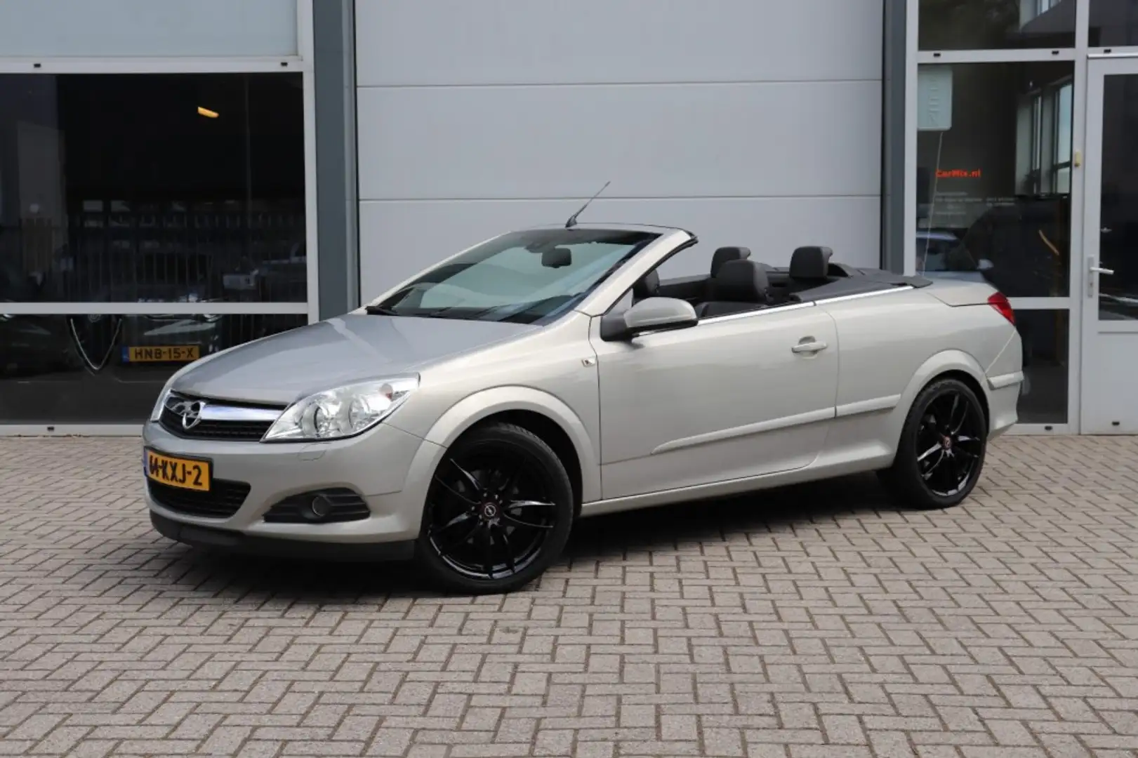 Opel Astra TWINTOP 1.8 140PK/STOEL.VERW/CRUISE/CLIMA/18'' Beige - 1