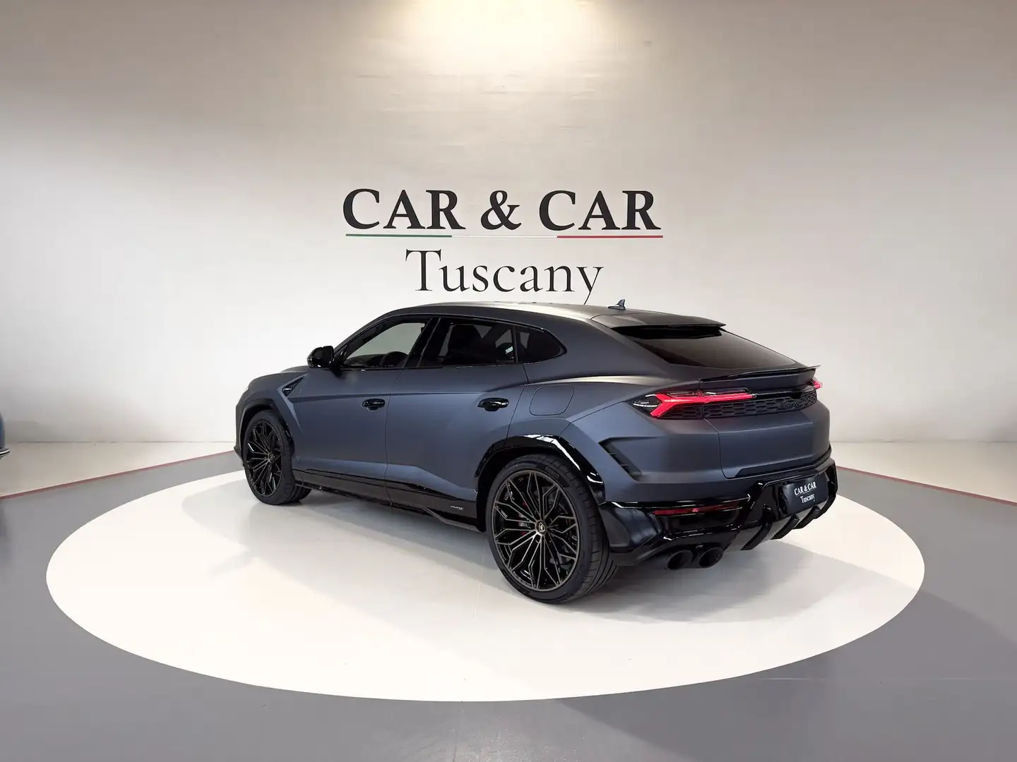 Lamborghini Urus 4.0 V8 SE PHEV - 2