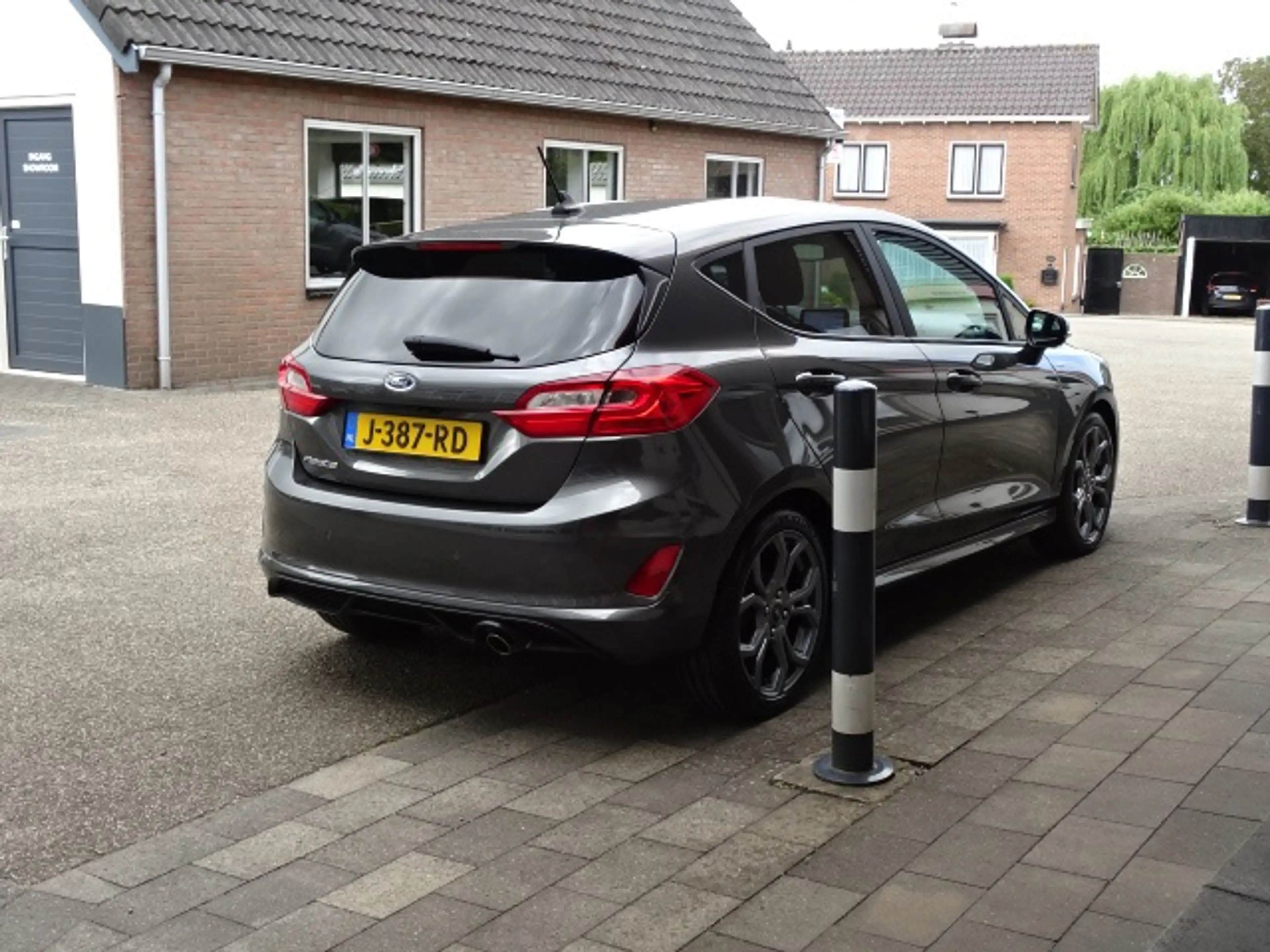 Ford Fiesta 1.0 EcoBoost ST-Line — photo 6