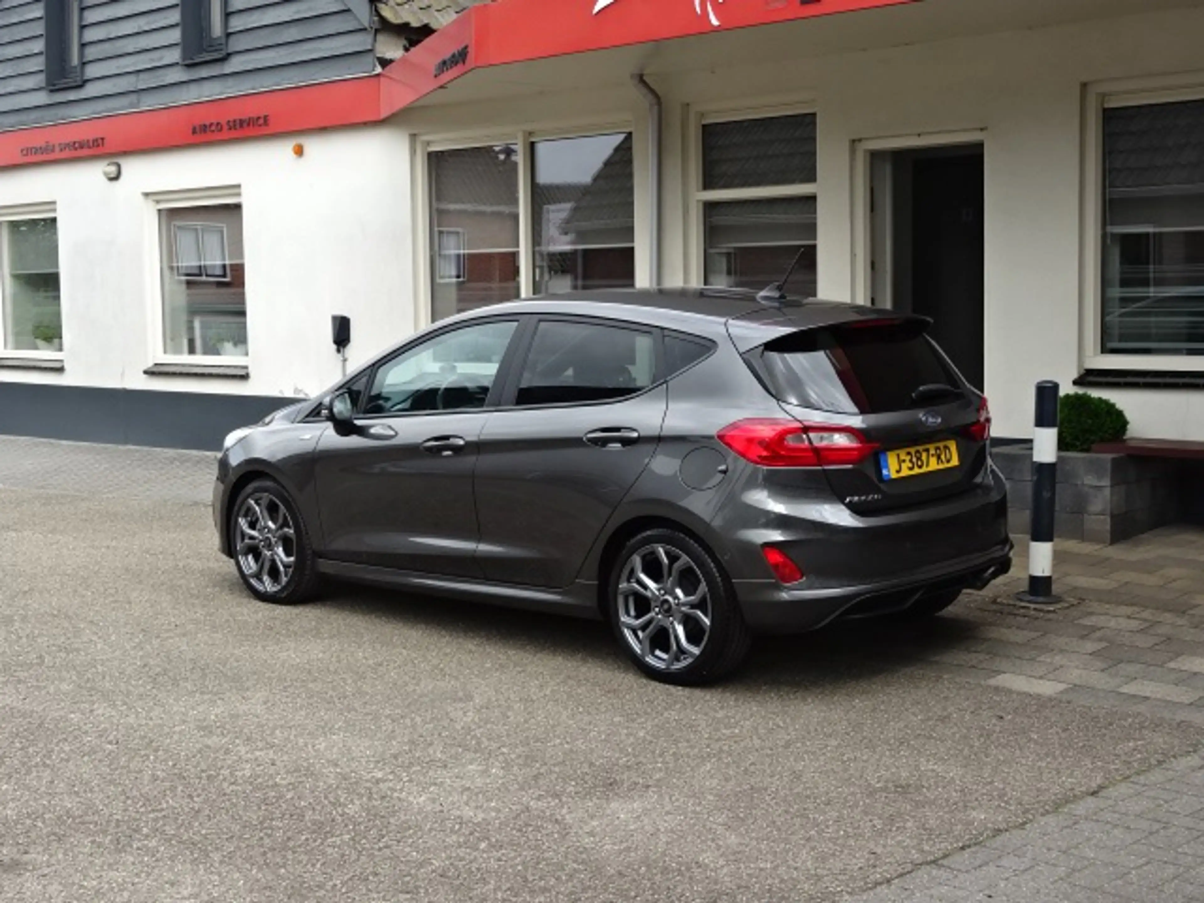 Ford Fiesta 1.0 EcoBoost ST-Line — photo 3