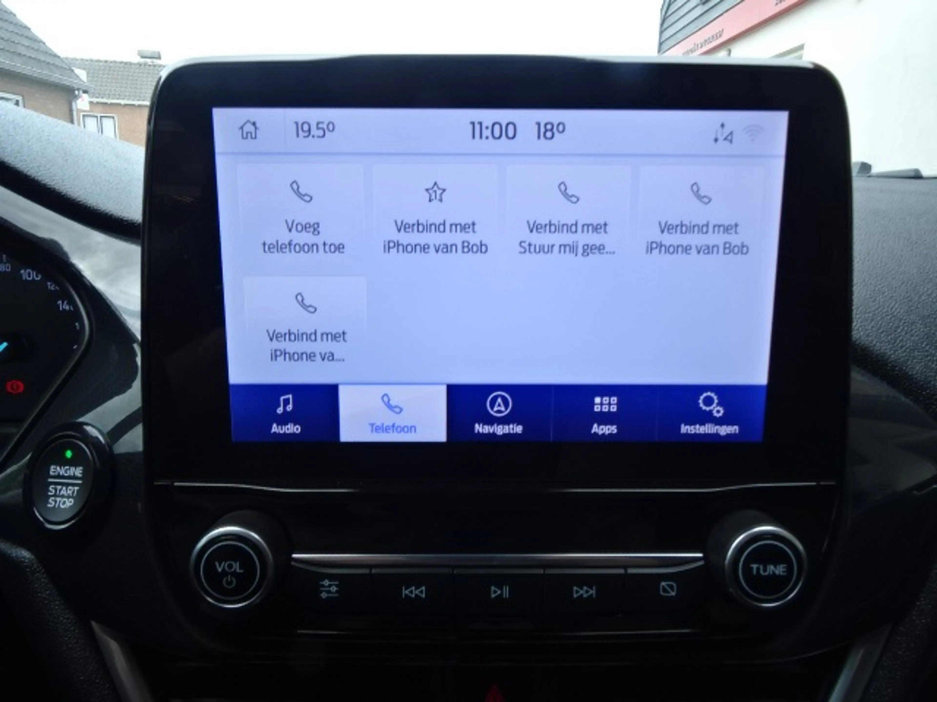 Ford Fiesta 1.0 EcoBoost ST-Line — photo 25
