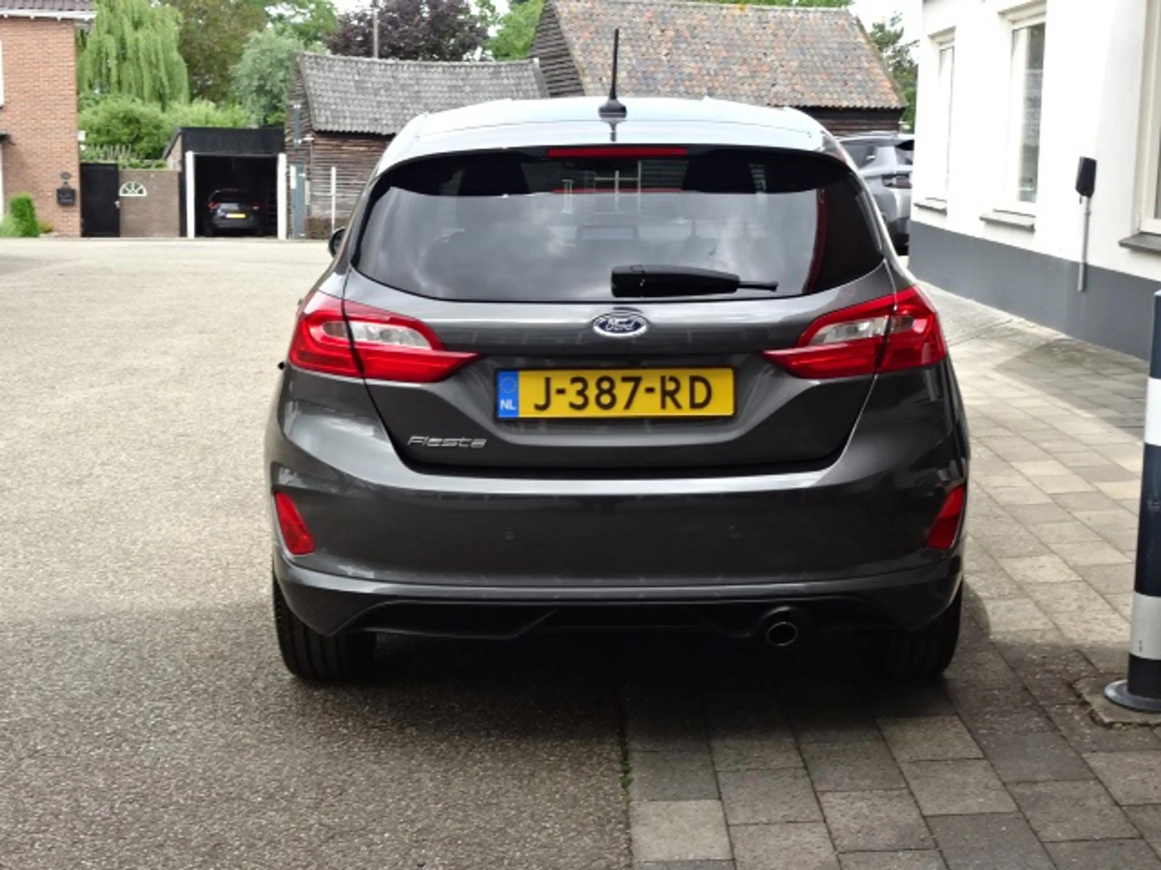 Ford Fiesta 1.0 EcoBoost ST-Line — photo 4