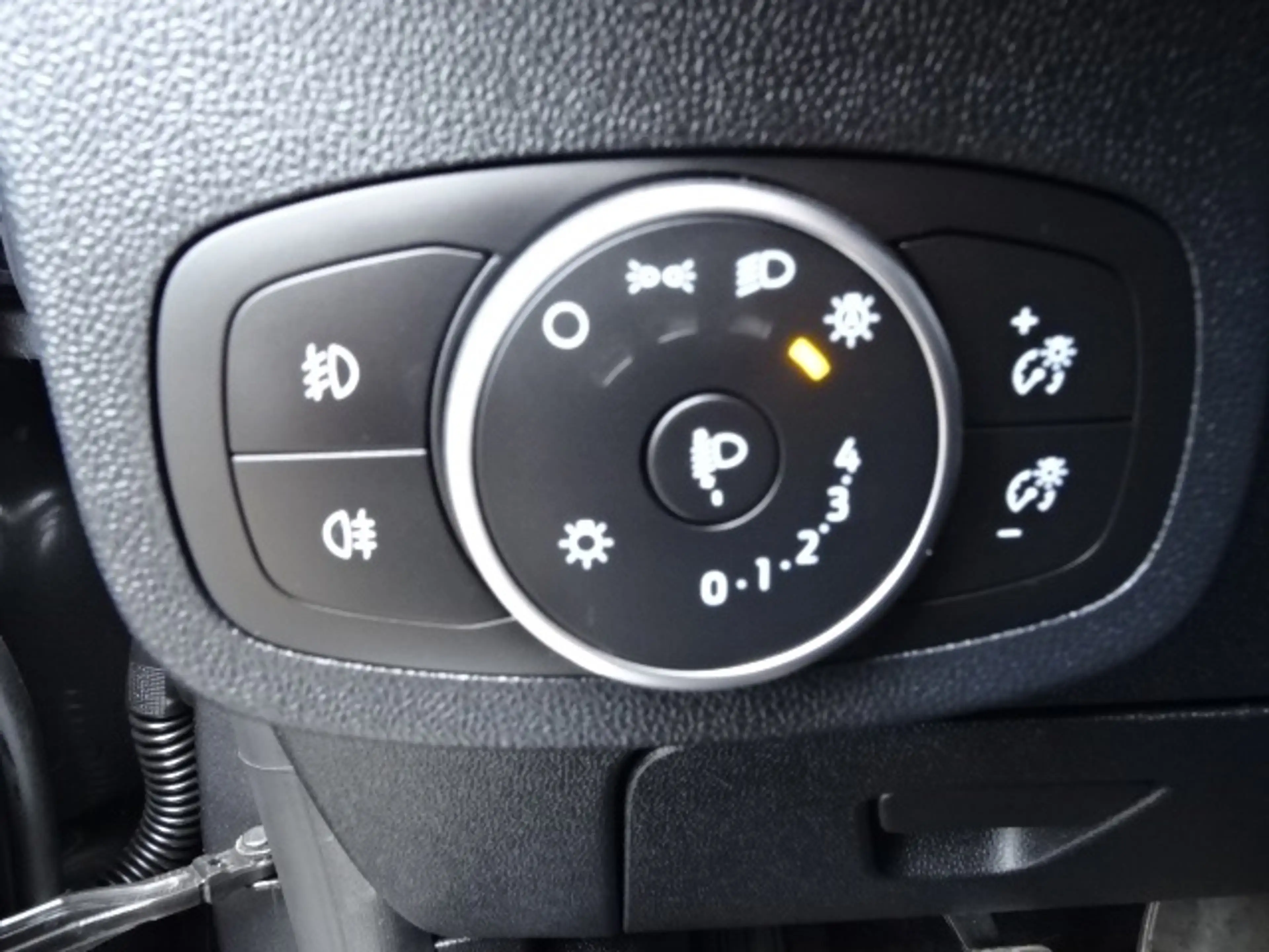 Ford Fiesta 1.0 EcoBoost ST-Line — photo 15