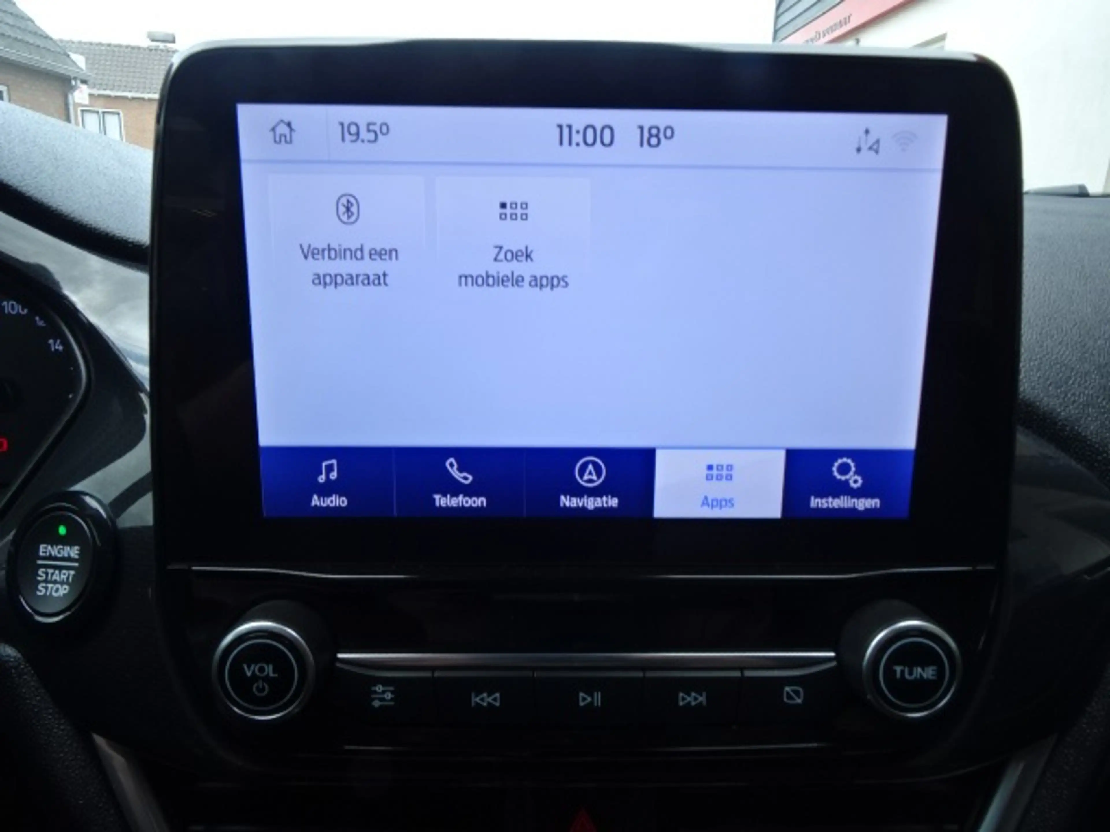 Ford Fiesta 1.0 EcoBoost ST-Line — photo 26