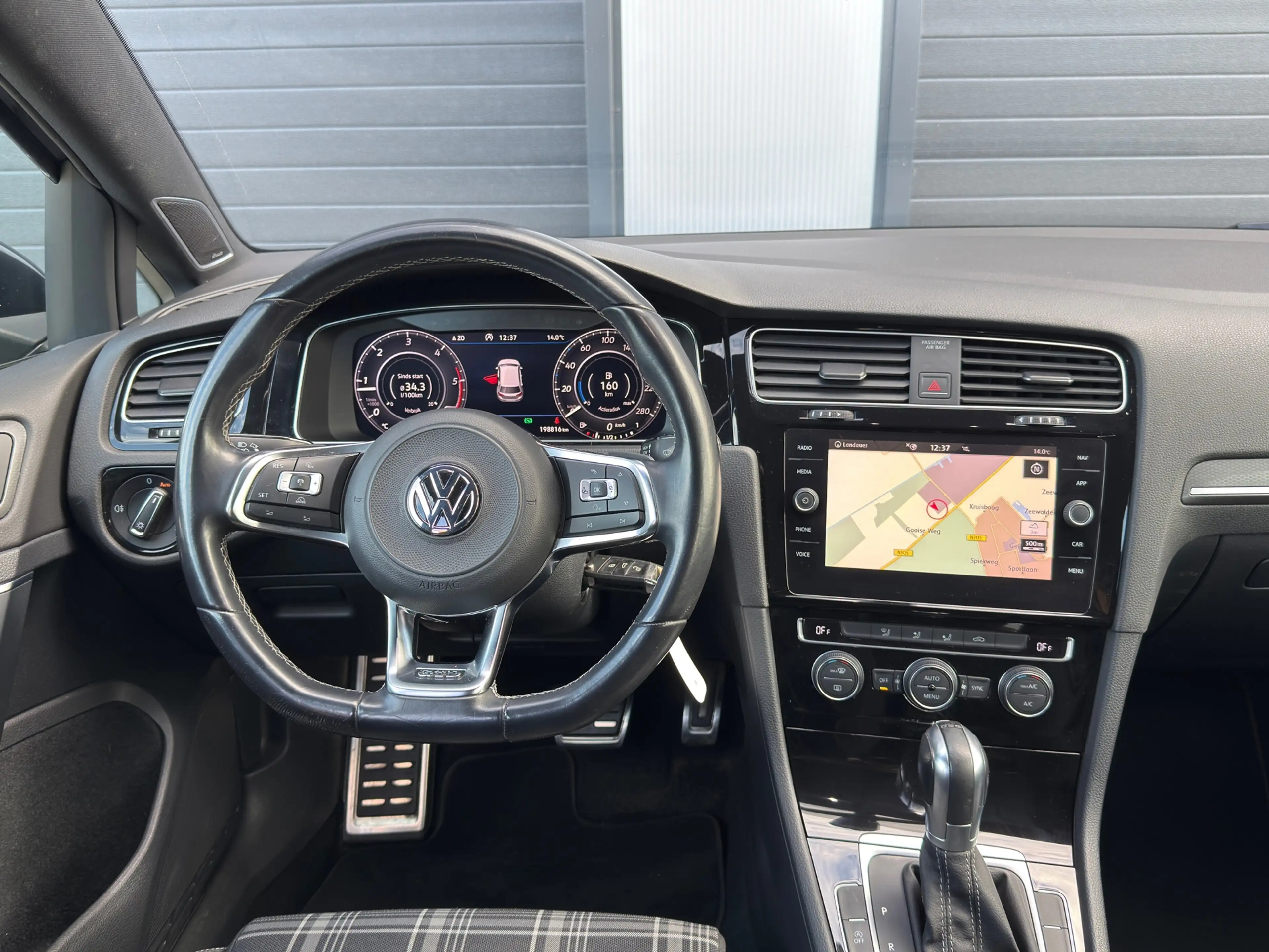 Volkswagen Golf GTD 2.0 NL! / DSG / NAP / CARPLAY / TREKHAAK — photo 13
