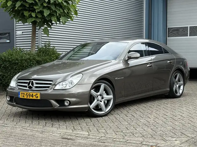 Mercedes-Benz CLS 55 AMG V8 | MEMORY | SCHUIFDAK | NAVI | CAMERA | XENON |