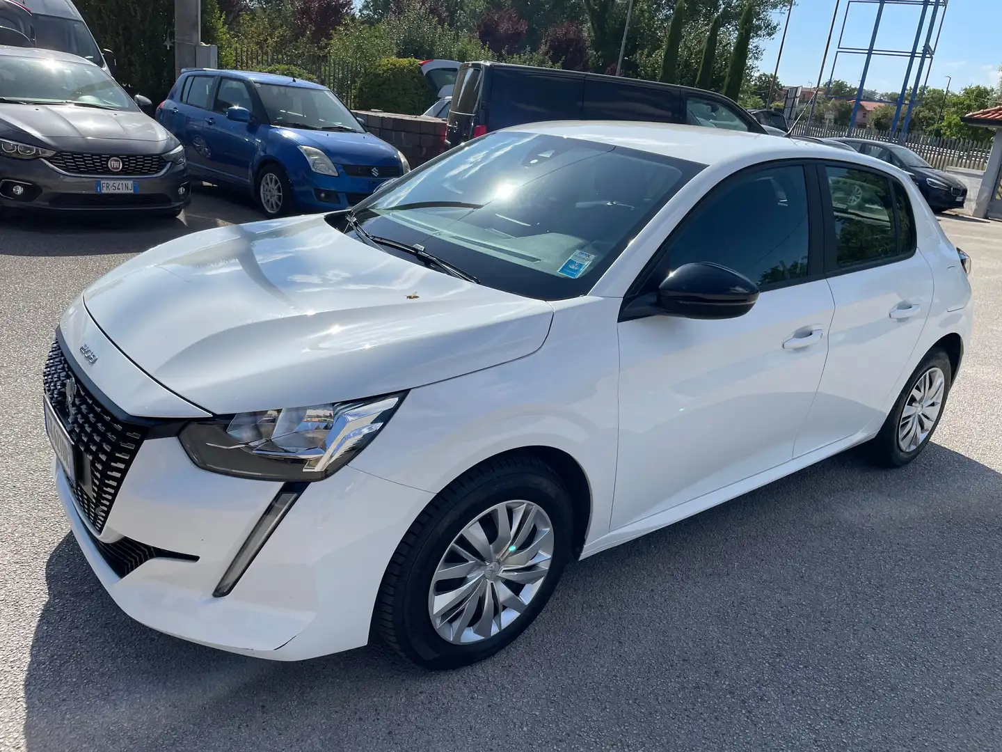 Peugeot 208 II 2019 1.5 bluehdi Active Pack Apple CarPlay Bianco - 1