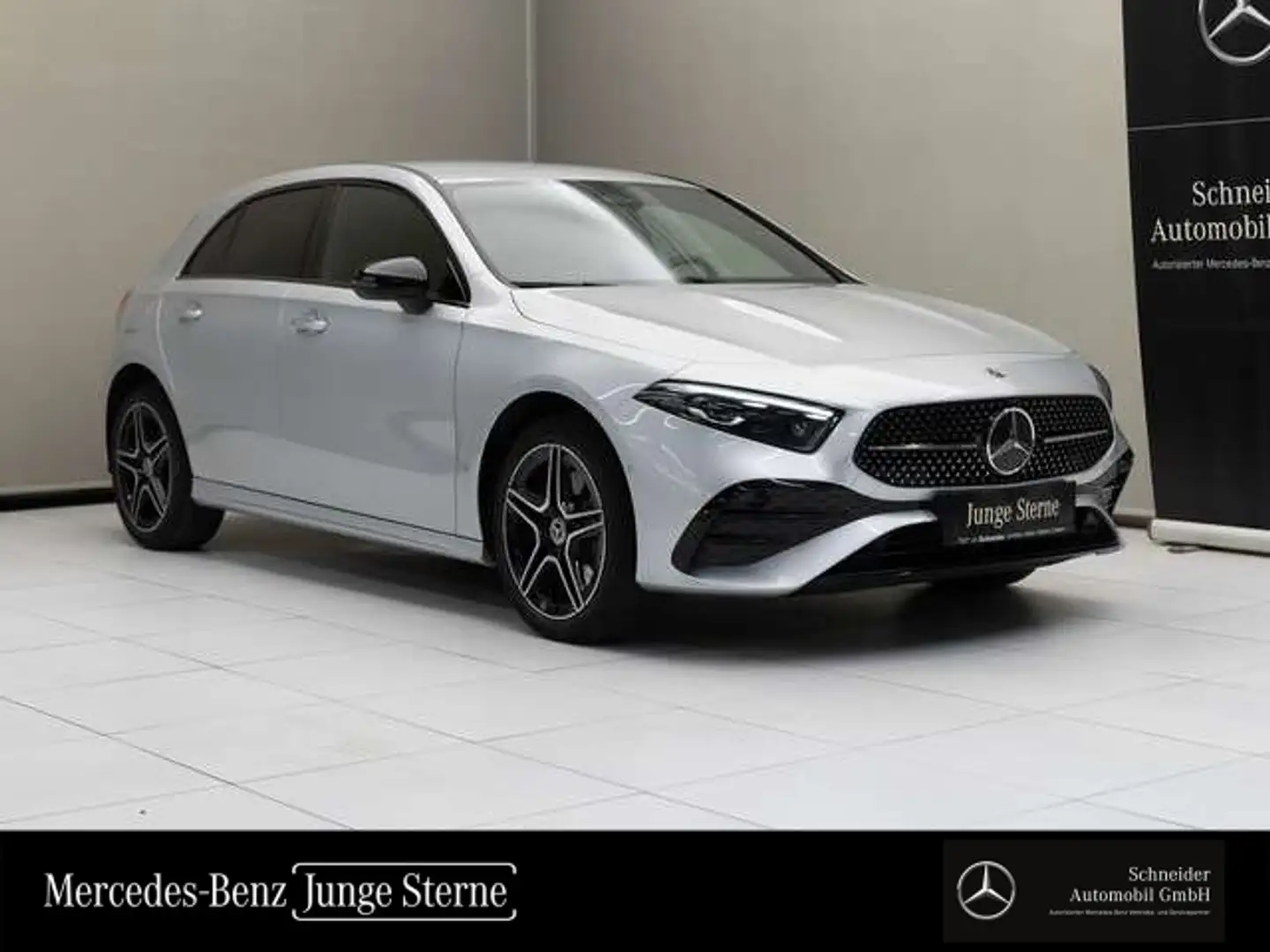 Mercedes-Benz A 250 e Kompaktlimousine Night SpurW KAM PDC Silber - 1