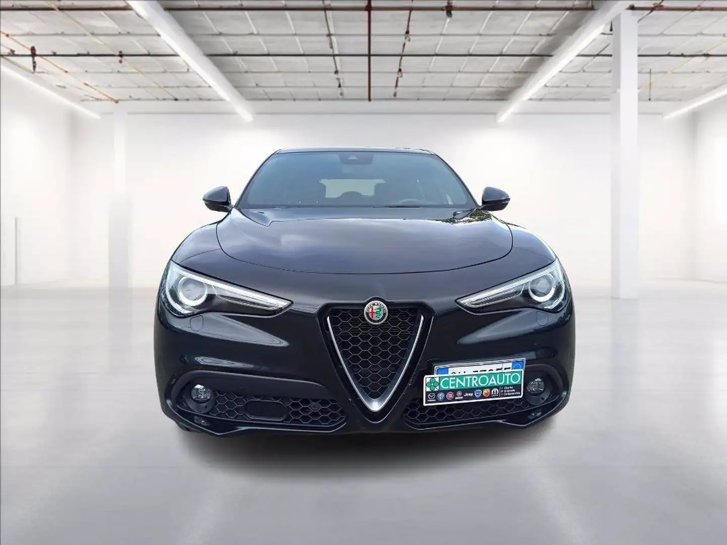 Alfa Romeo Stelvio 2.2 t Business Q4 190cv auto Nero - 2