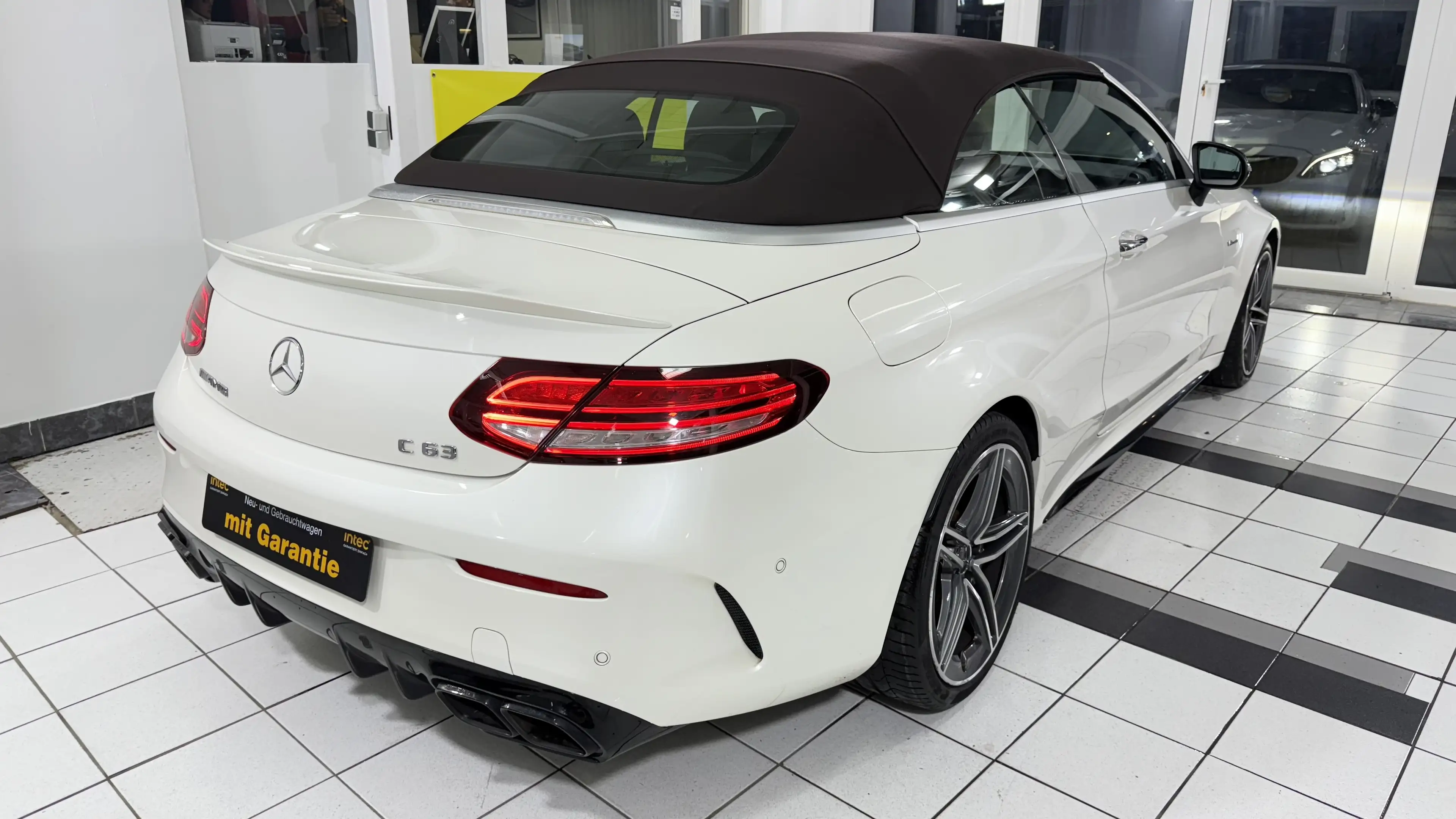 Mercedes-Benz C 63 AMG Burmester Carbon Head-up Multibeam AIRSCARF VOLL! — photo 9