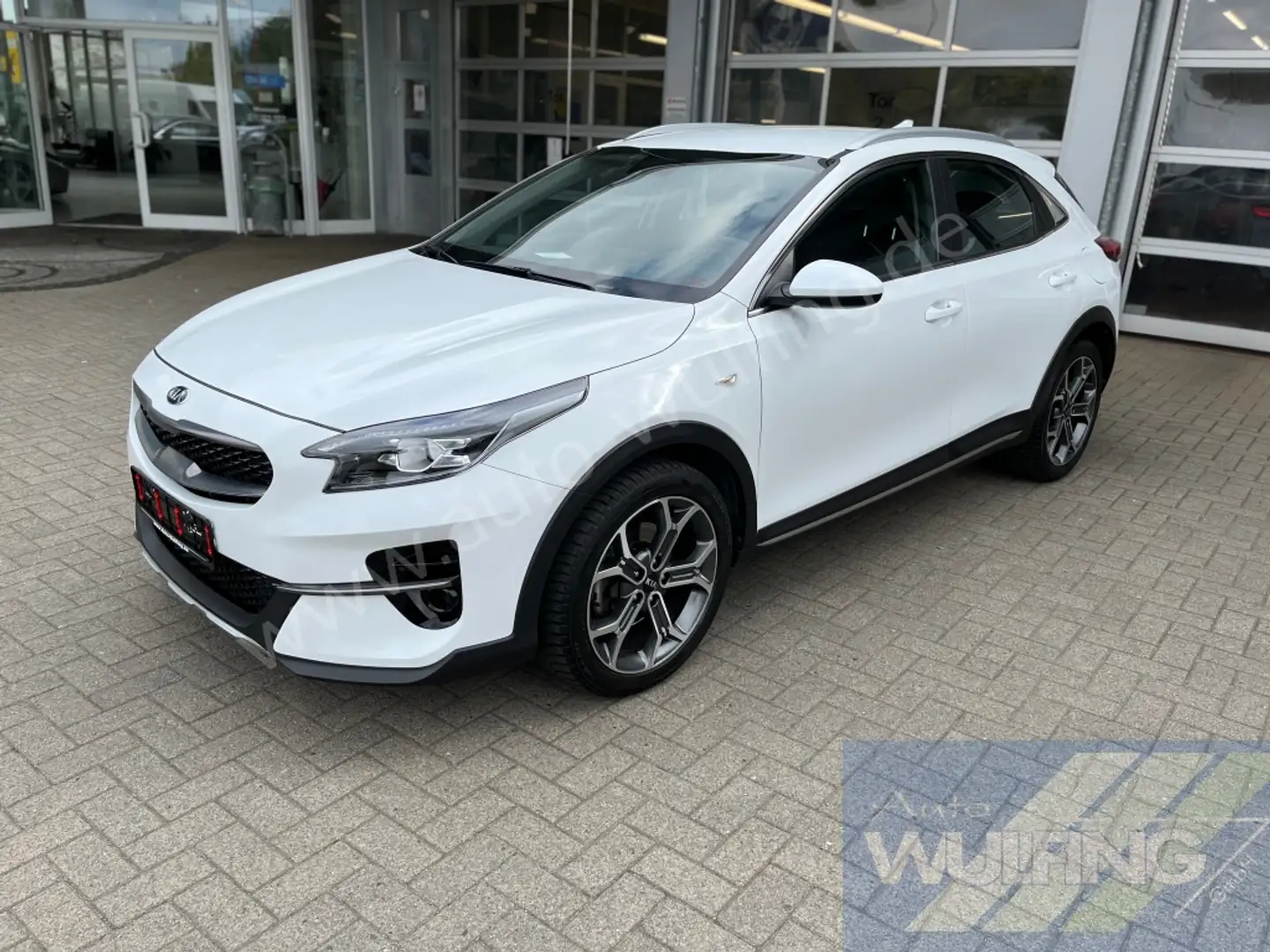 Kia XCeed 1,4T-GDI JBL Sound Edition 2. Hand Navi LED Weiß - 1