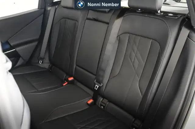 BMW X3 view 14