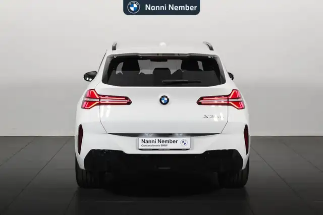 BMW X3 view 4