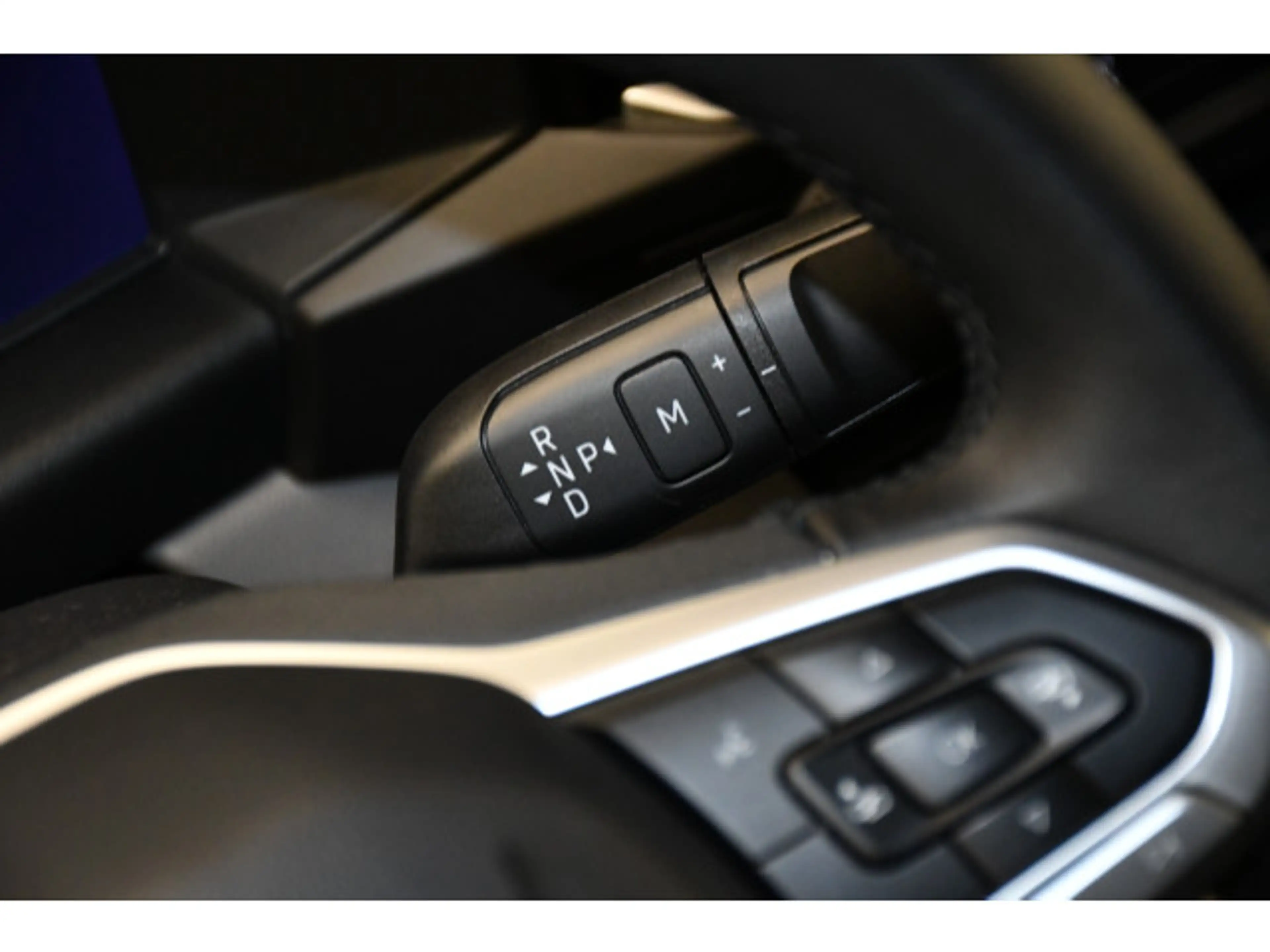 Volkswagen T7 Caravelle 2.0 TDI 4M Automatik Life 8.Sitze/A — photo 7