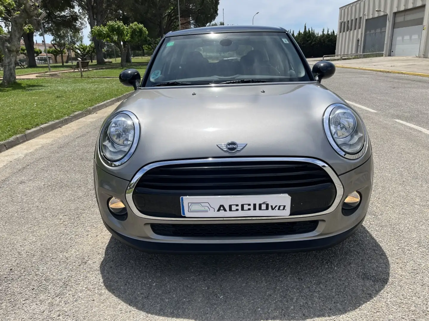 MINI Cooper Gri - 2