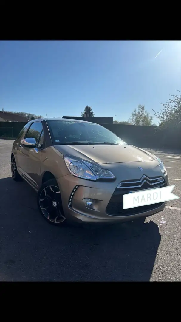 Citroen DS3 HDi 90 FAP Airdream So Chic - 1