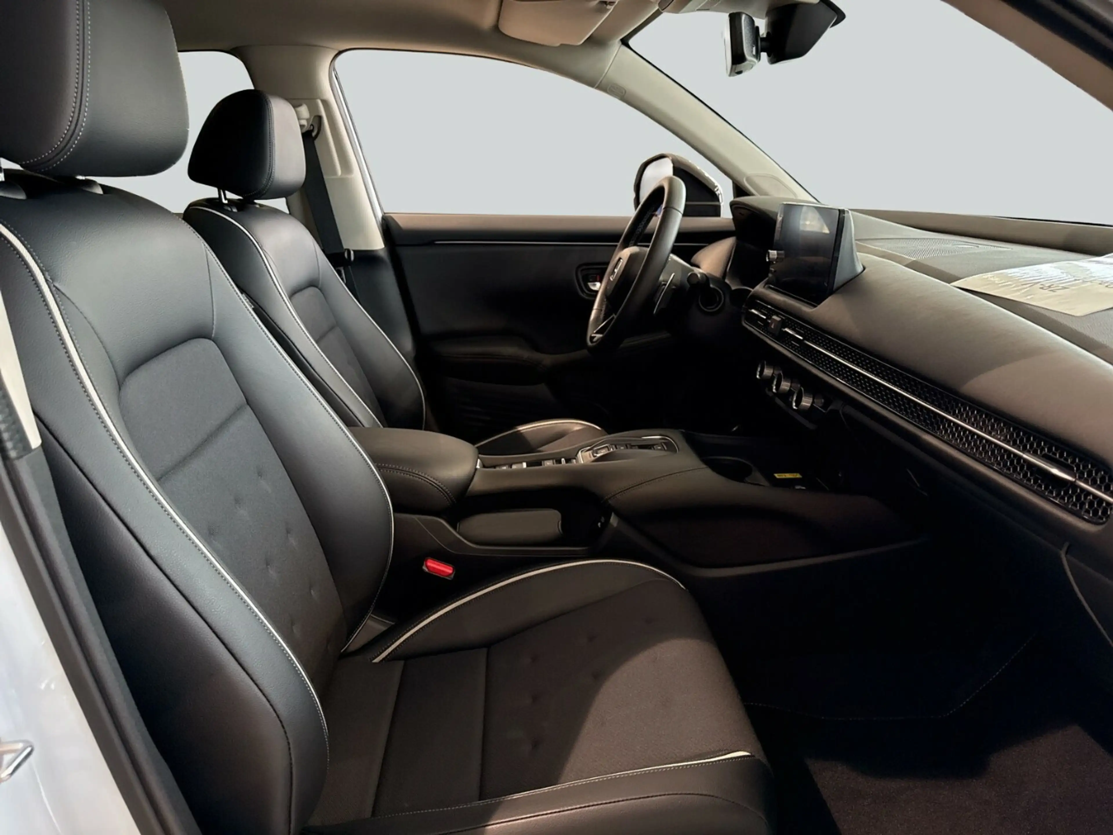 Honda ZR-V e:HEV Sport — photo 3