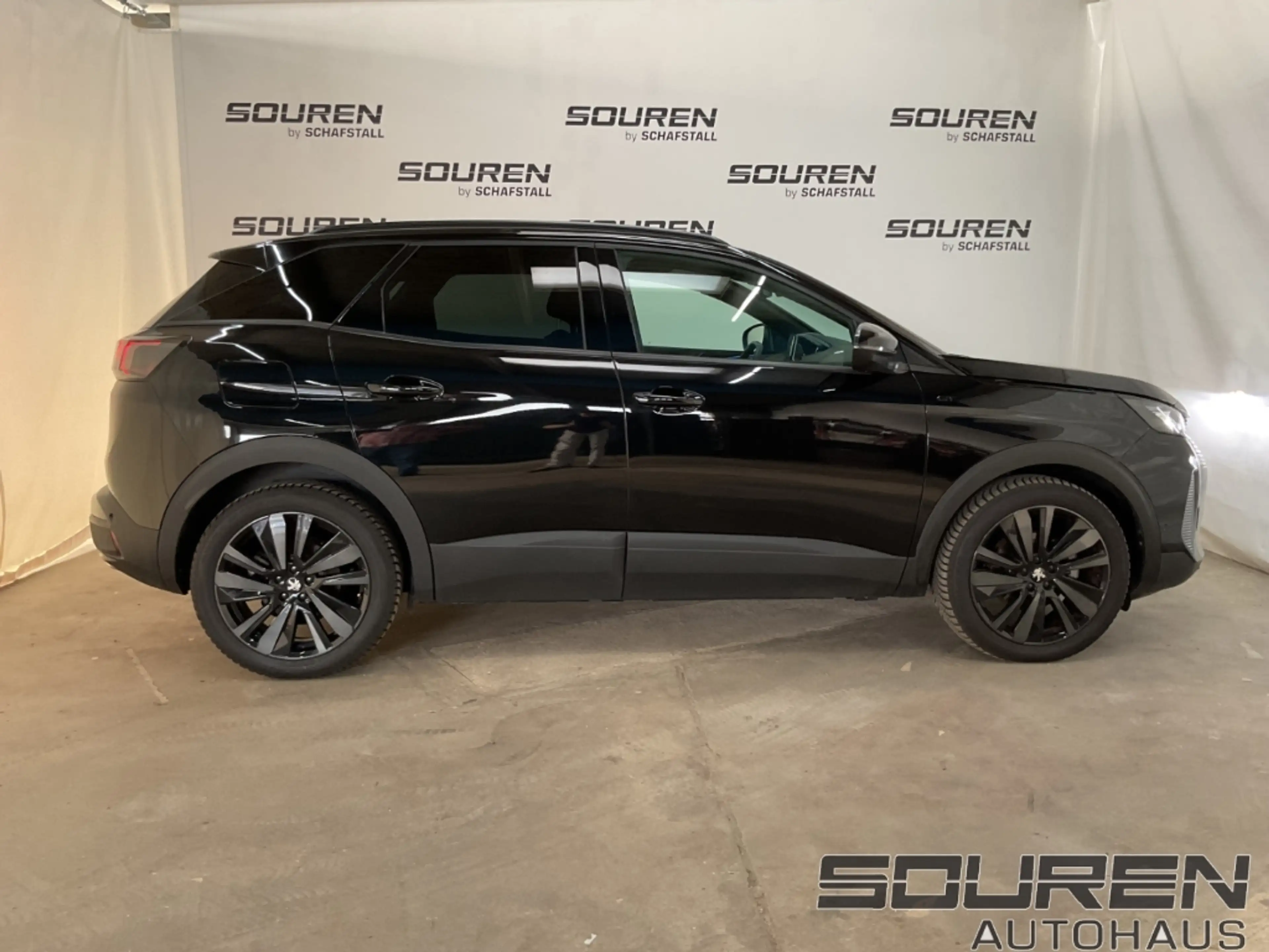 Peugeot 3008 PureTech 130 EAT8 GT 1.2 inkl. Winterräder — photo 3