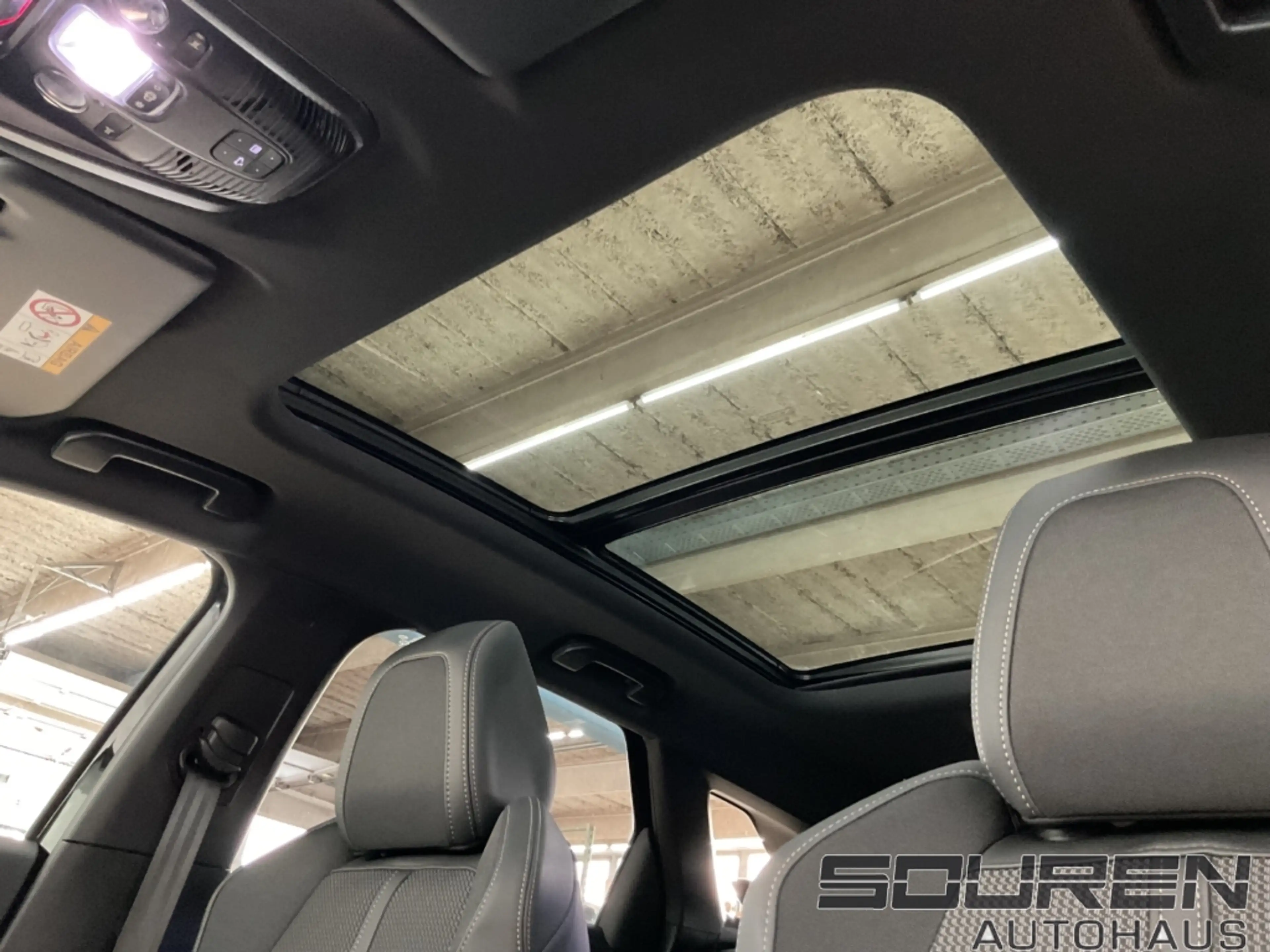 Peugeot 3008 PureTech 130 EAT8 GT 1.2 inkl. Winterräder — photo 13
