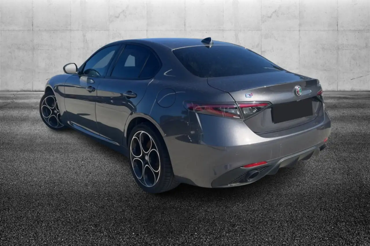 Alfa Romeo Giulia 2024