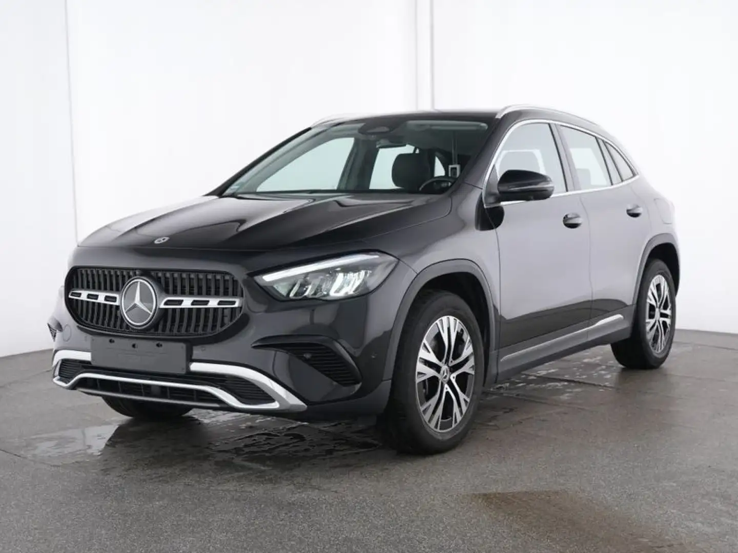 Mercedes-Benz GLA 220 d Automatic 4Matic Advanced Zwart - 1