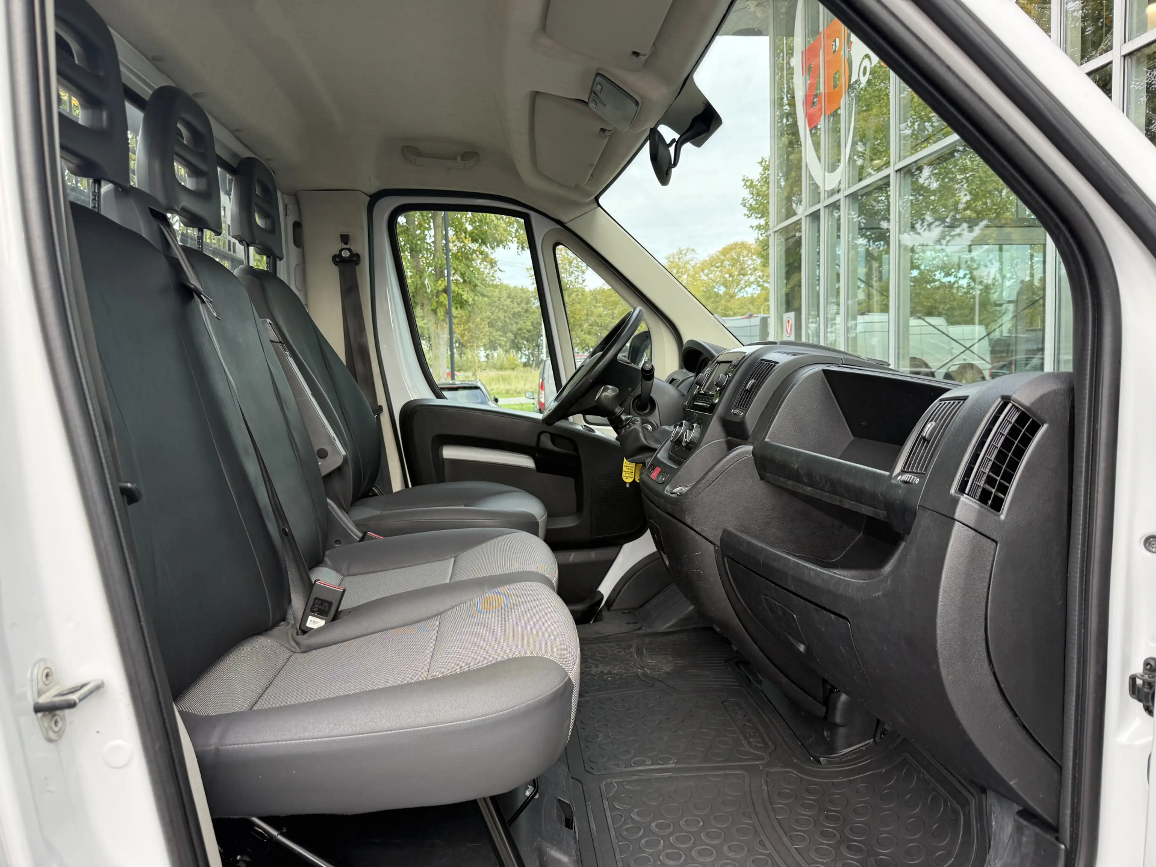 Peugeot Boxer 335 2.2 BlueHDi 165 L4 Pick-up | Open laadbak | Tr — photo 13