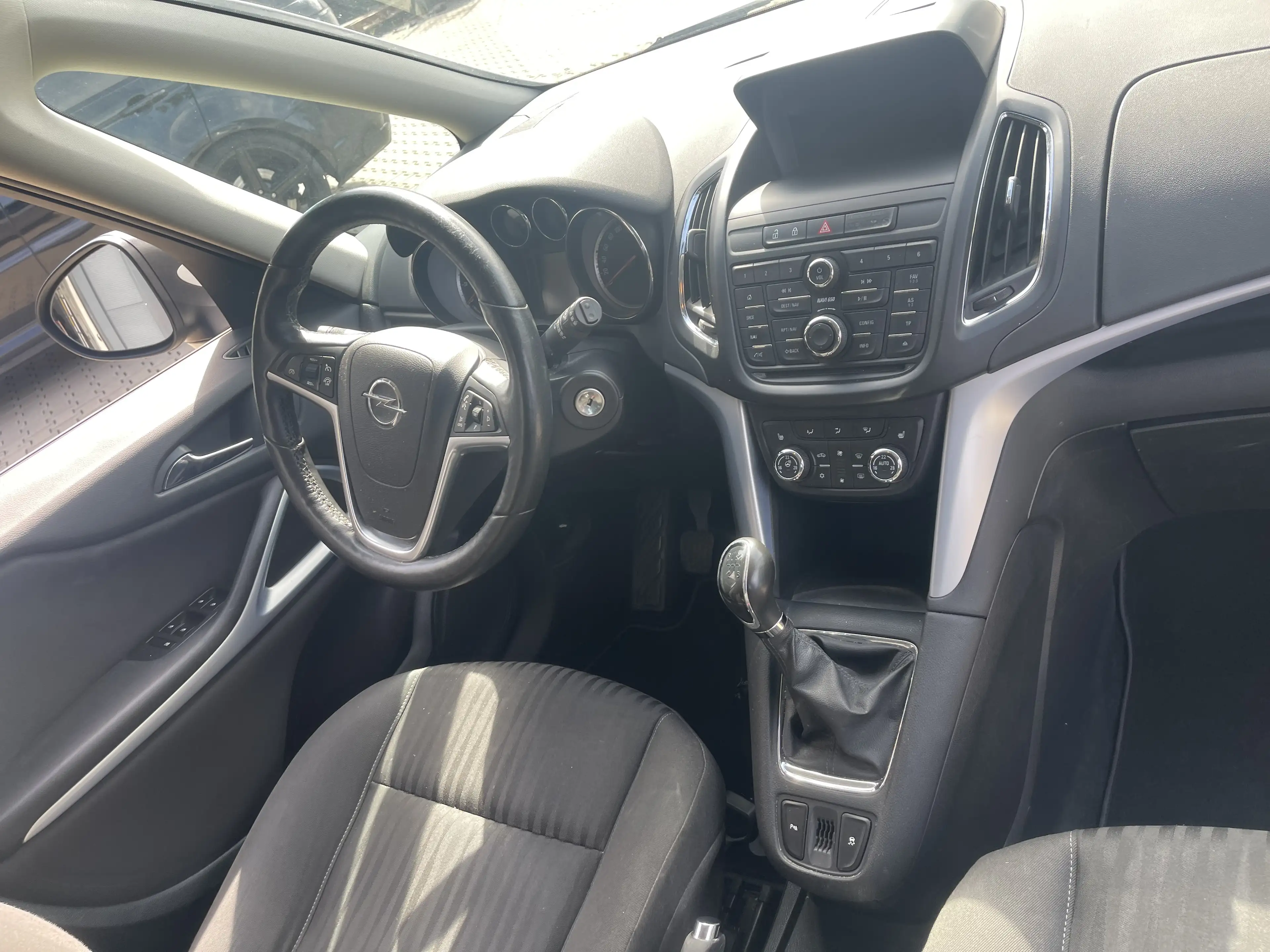 Opel Zafira Tourer Zafira 1.4 Turbo 2 Hand 7 Sitzer Tüv Neu — photo 8
