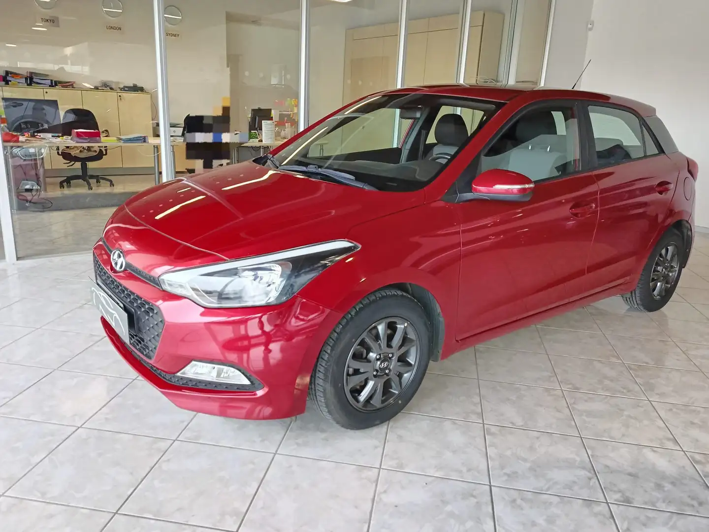 Hyundai i20 i20 5p 1.1 crdi Comfort 75cv Rosso - 1