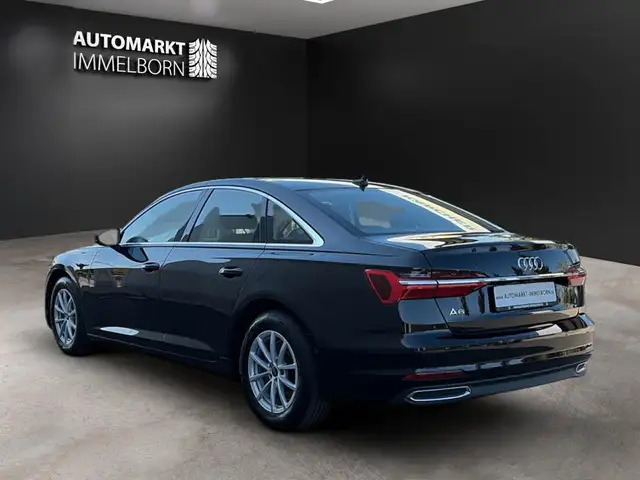 Audi A6 view 6