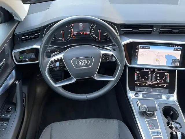 Audi A6 view 15
