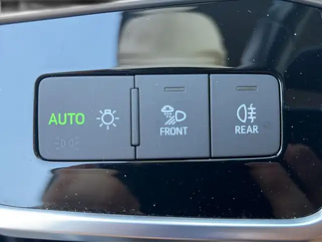 Audi A6 view 26