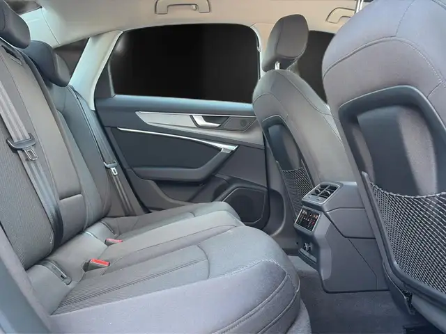 Audi A6 view 25
