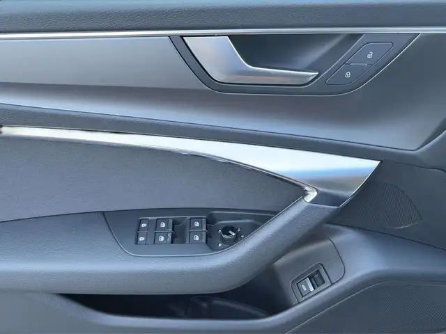 Audi A6 view 27