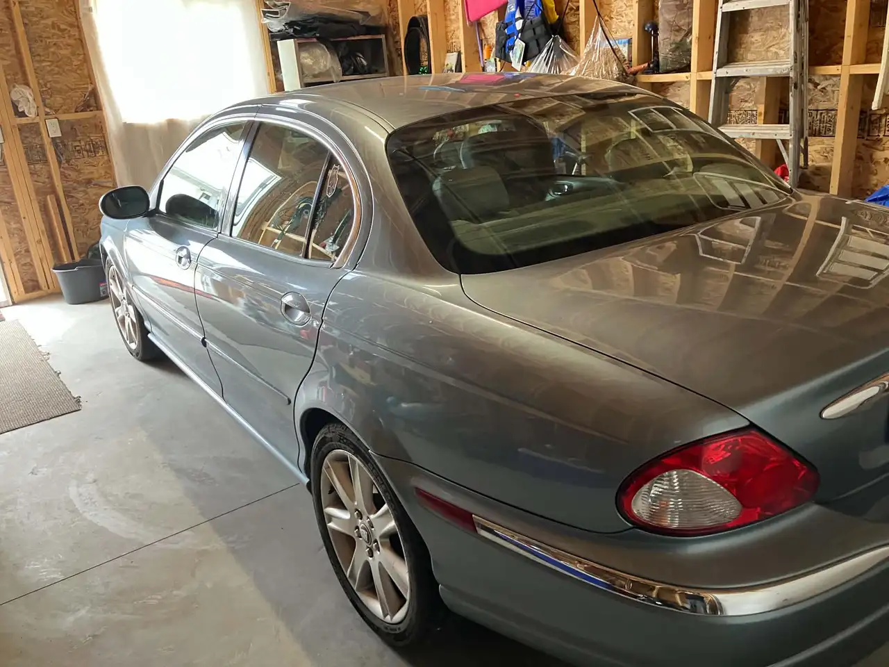 Jaguar X-Type photo Jaguar X-Type