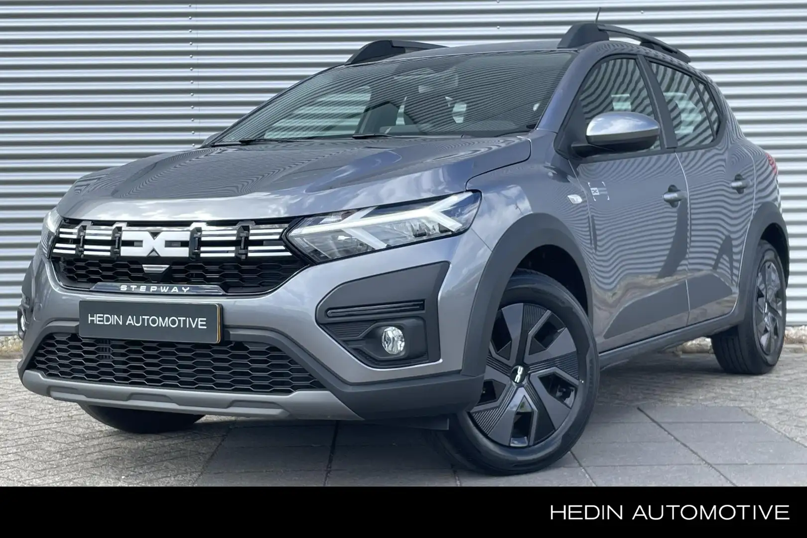 Dacia Sandero Stepway TCe 110 Expression Gris - 1