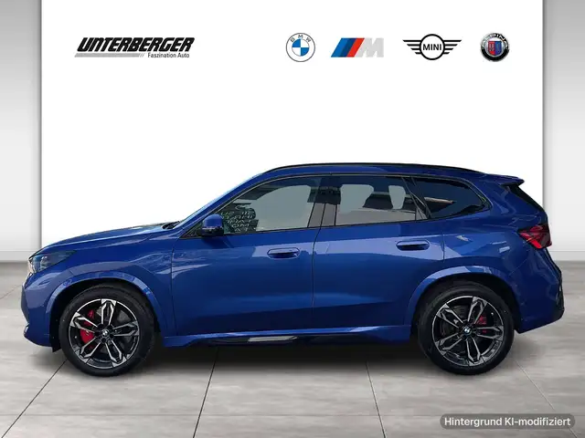BMW X1 view 3