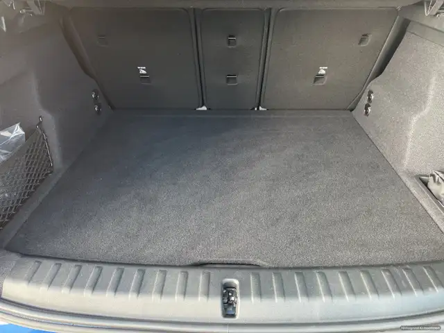 BMW X1 view 12